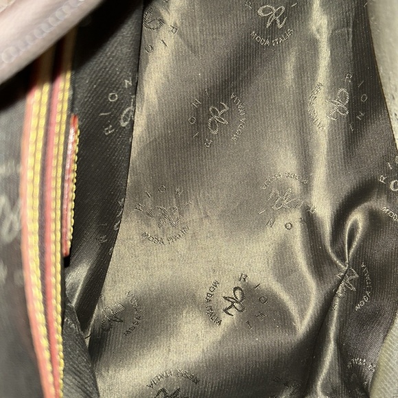 Rioni Boston Bag Set - Picture 6 of 10